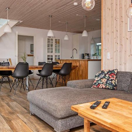 10 Person Holiday Home In Glesborg Exteriér fotografie