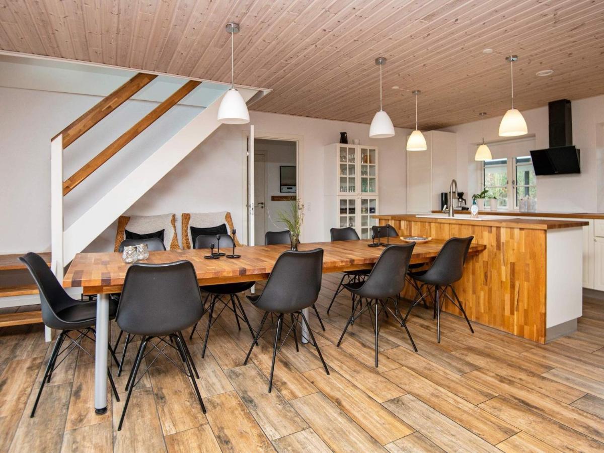 10 Person Holiday Home In Glesborg Exteriér fotografie